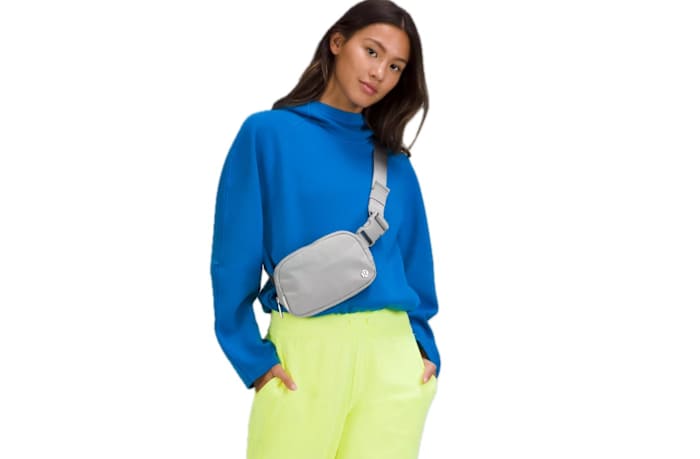 Lululemon Everywhere Belt Bag